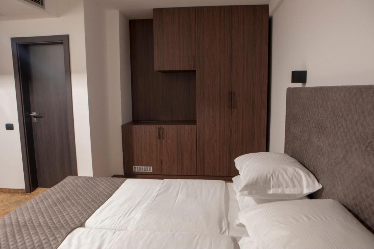 Qama Hotel Kosovo Polje Exterior foto